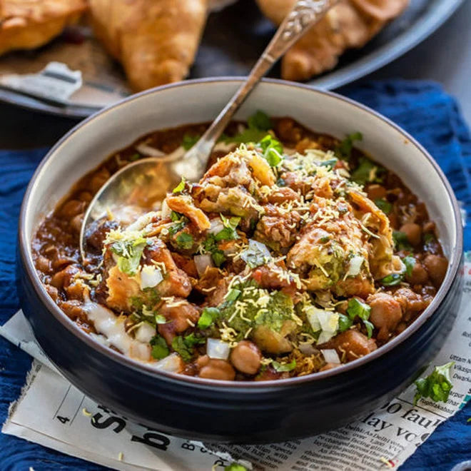 Samosa chaat